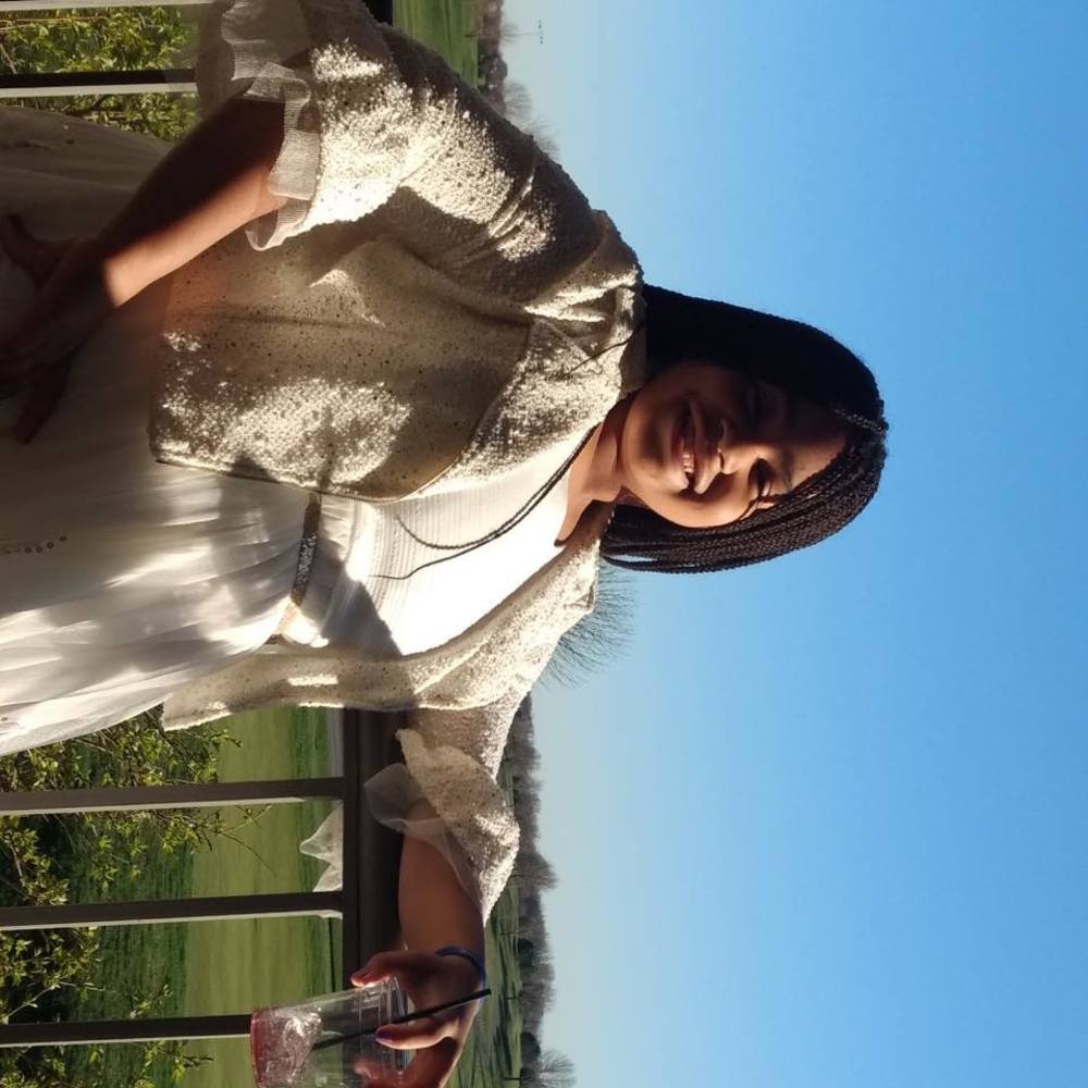 Meet your Posher, Hannah